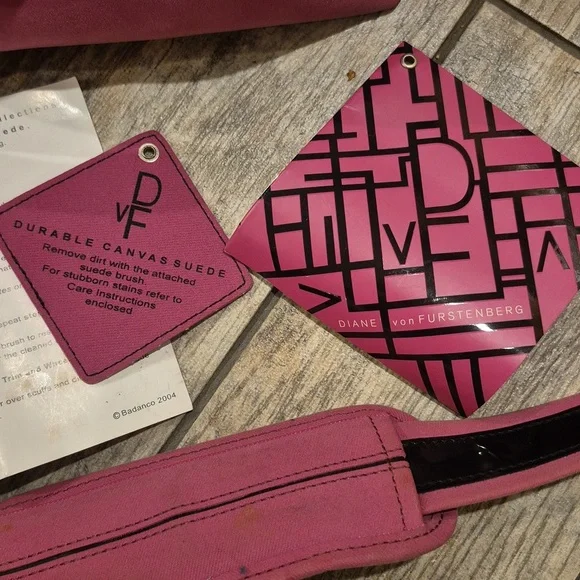 Diane Von Furstenberg Pink Canvas Suede Large Purse Travel Bag Crossbody - Picture 2 of 9